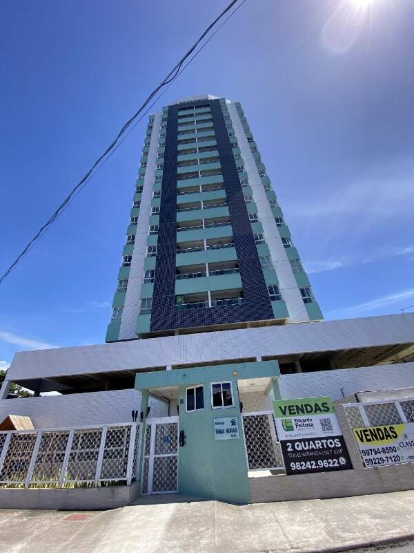 Apartamento à venda no Candeias: 