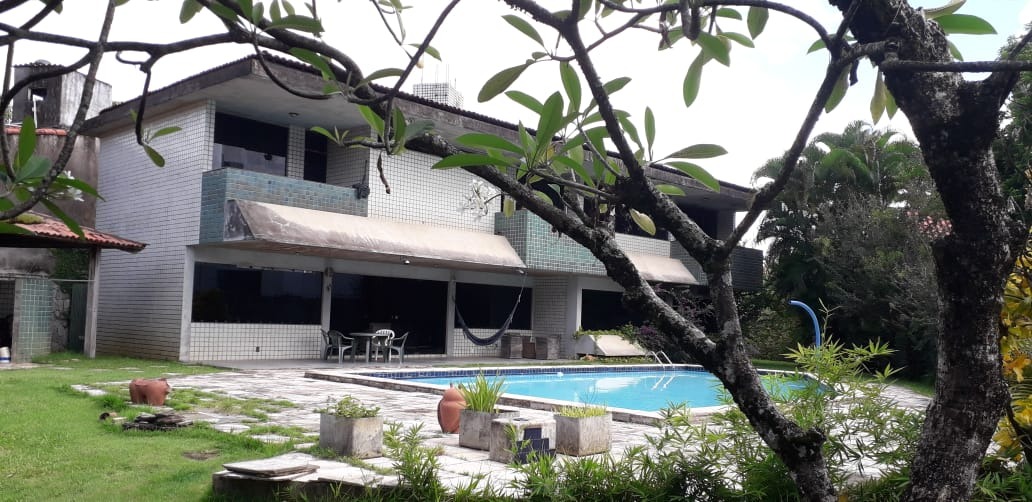 Casa à venda no Poço: 