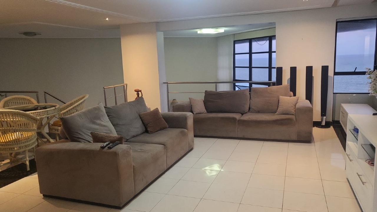 Apartamento à venda no Candeias: 