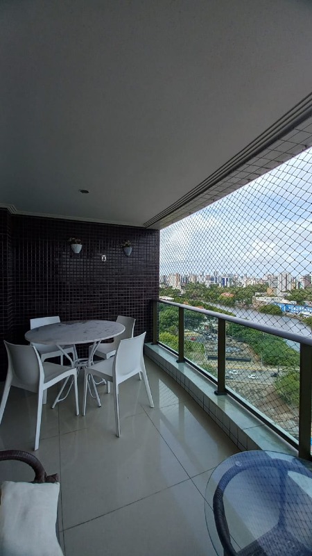 Apartamento à venda no Ilha do Retiro: 