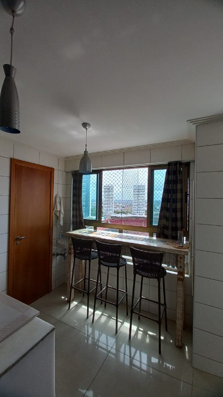 Apartamento à venda no Ilha do Retiro: 