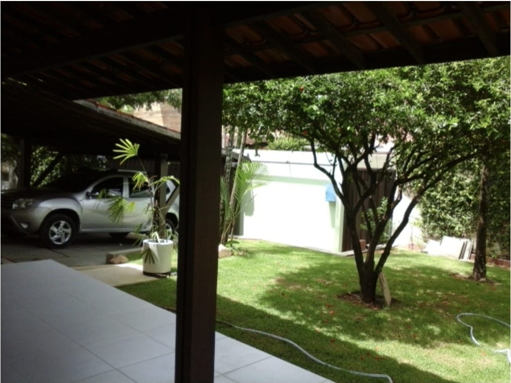 Casa à venda no Poço: 