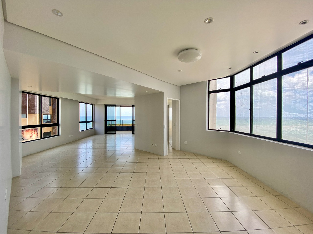 Apartamento à venda no Candeias: 