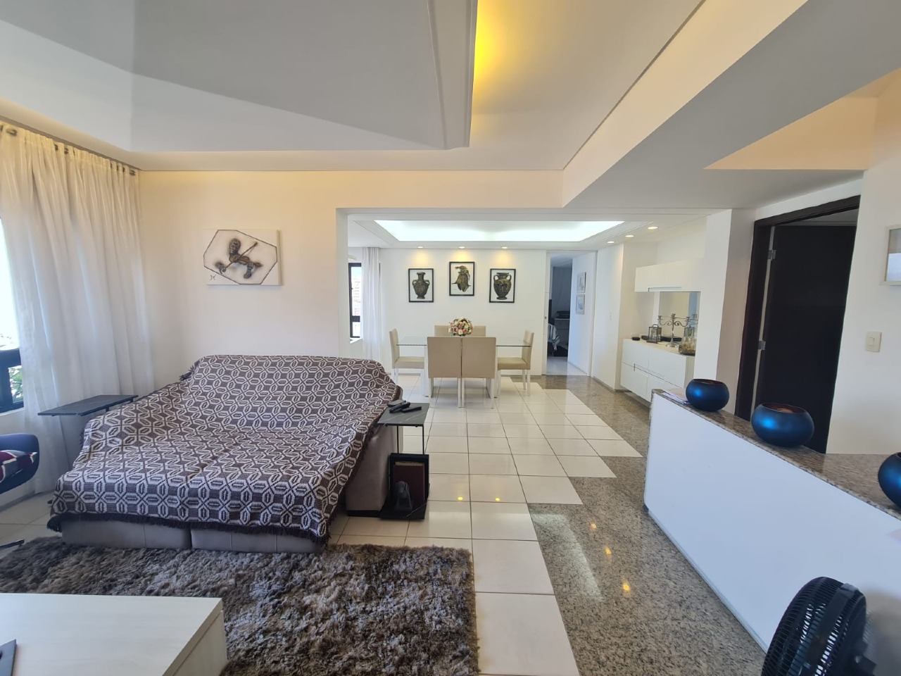 Cobertura à venda no Candeias: 