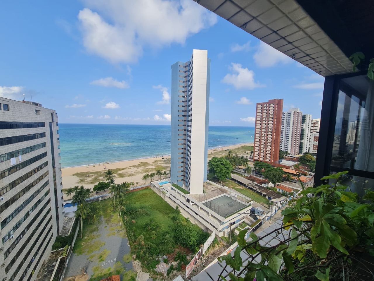 Cobertura à venda no Candeias: 