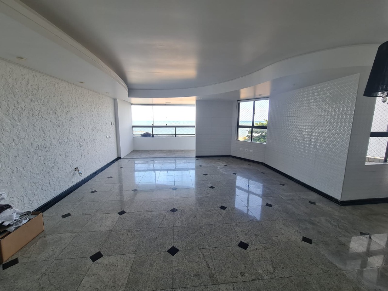 Apartamento à venda no Candeias: 