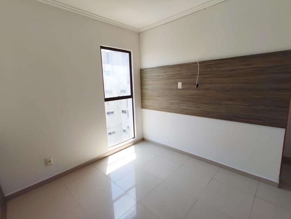 Apartamento à venda no Candeias: 