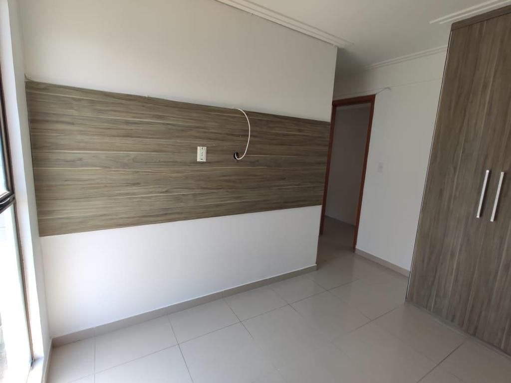 Apartamento à venda no Candeias: 