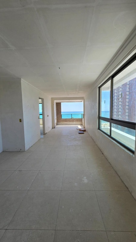 Apartamento à venda no Candeias: 