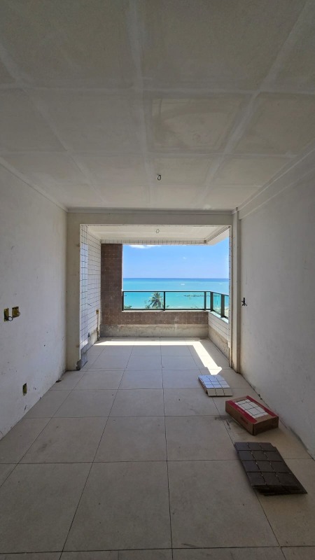 Apartamento à venda no Candeias: 