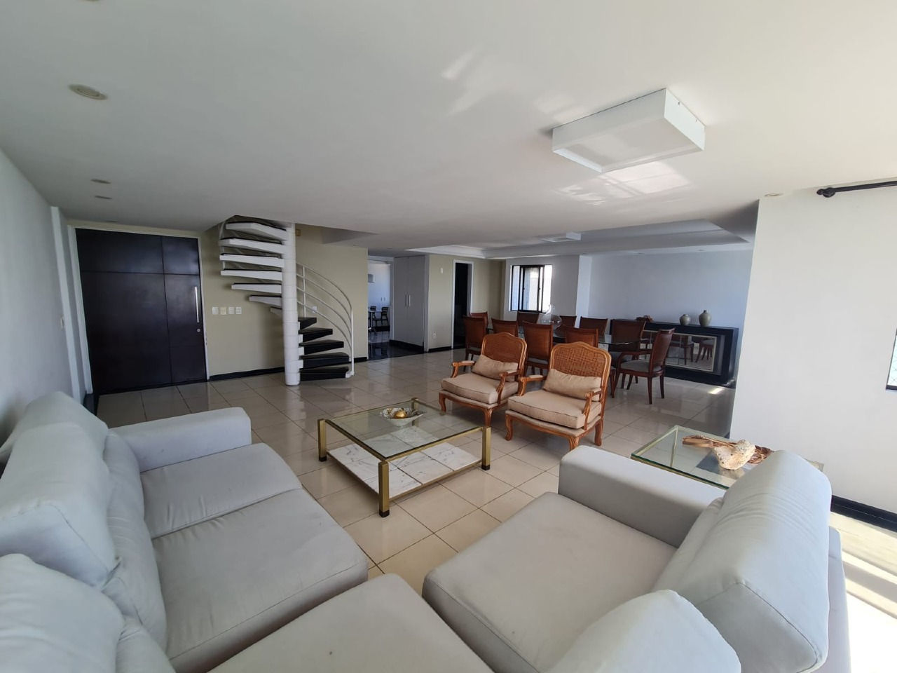 Apartamento à venda no Candeias: 