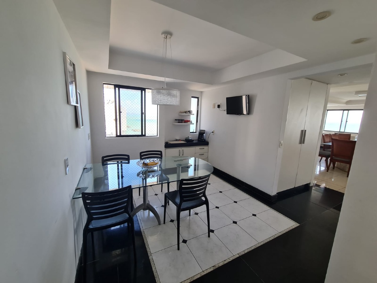 Apartamento à venda no Candeias: 