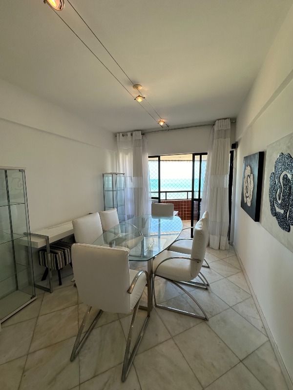 Apartamento à venda no Candeias: 