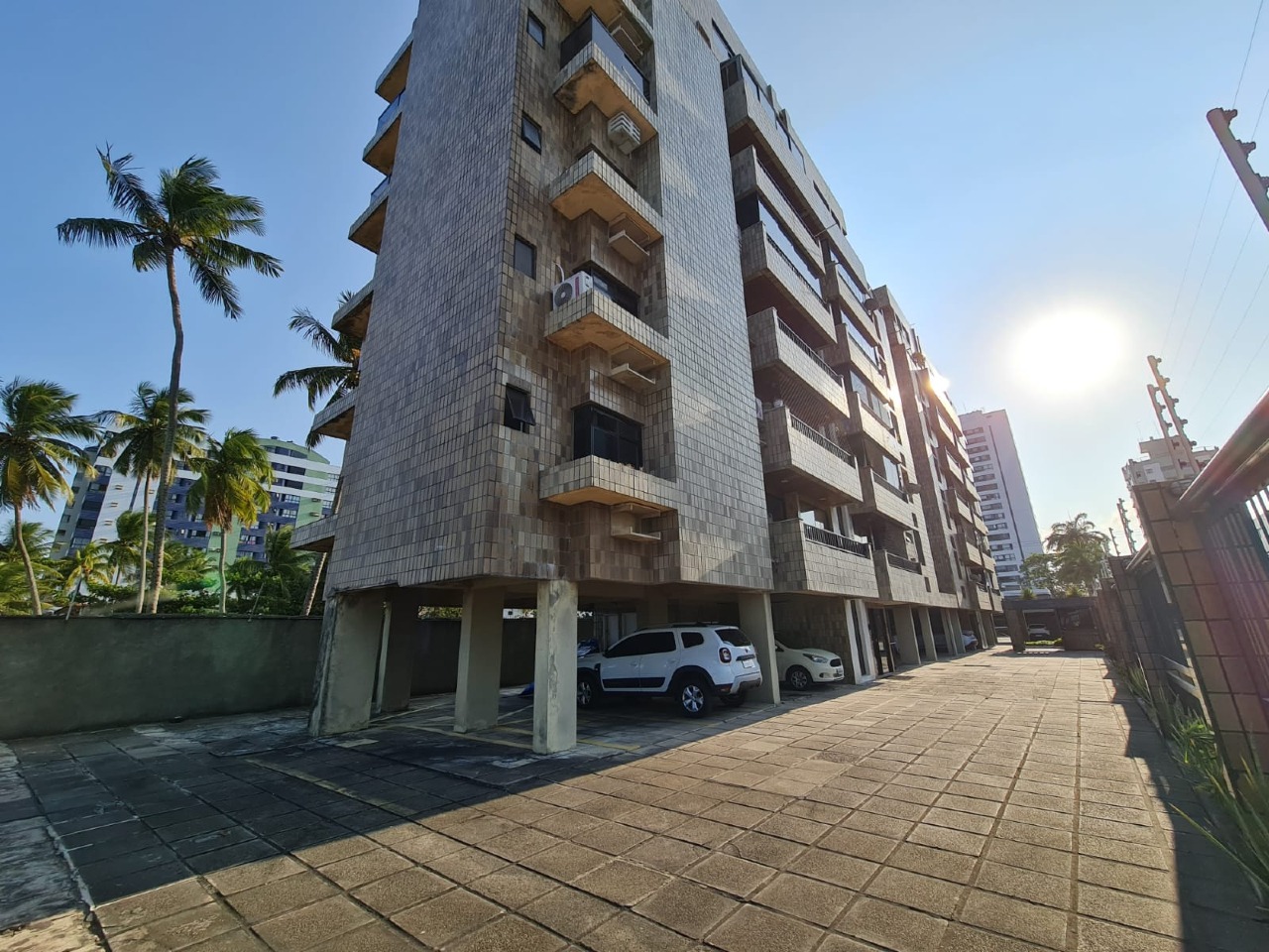 Cobertura à venda no Candeias: 