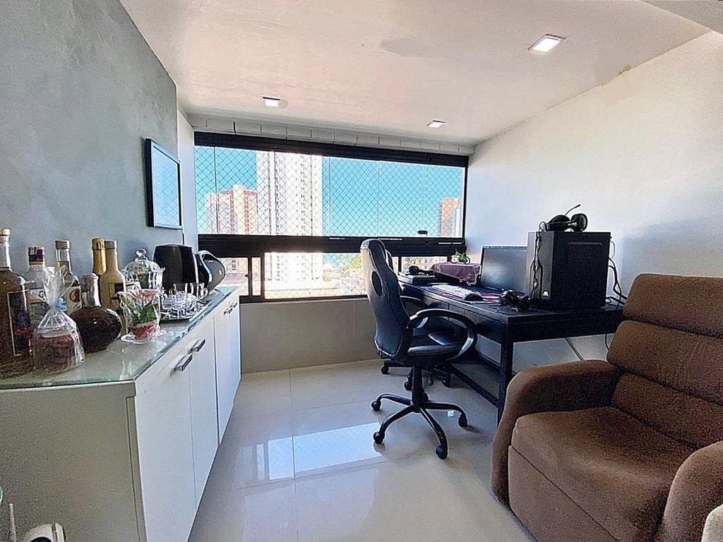 Apartamento à venda no Candeias: 