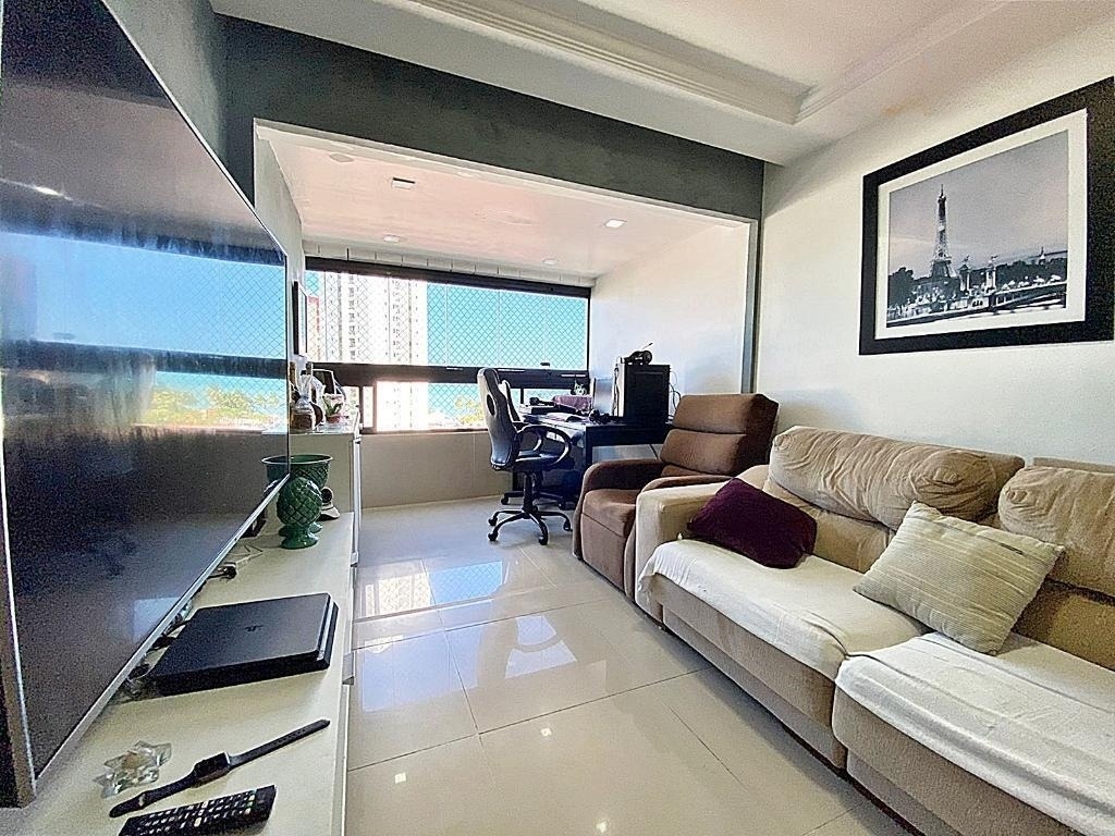 Apartamento à venda no Candeias: 