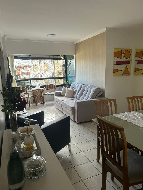 Apartamento à venda no Candeias: 