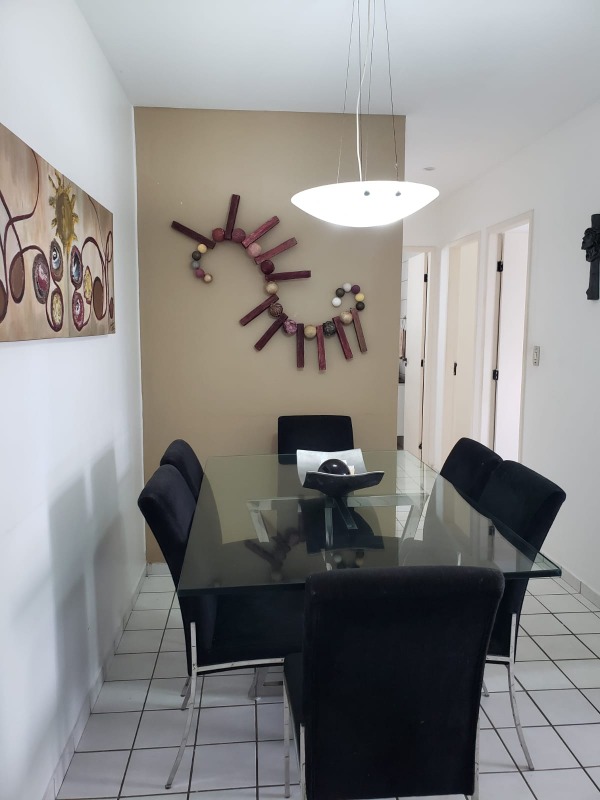 Apartamento à venda no Candeias: 