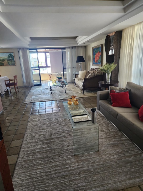 Apartamento à venda no Espinheiro: 