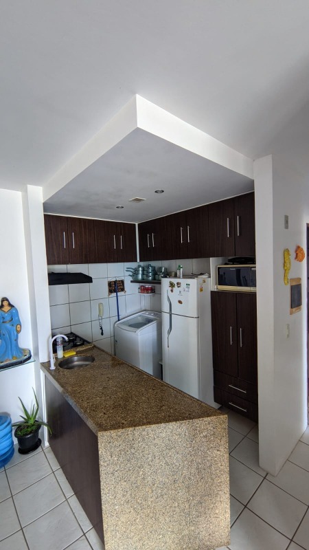 Apartamento à venda no Candeias: 