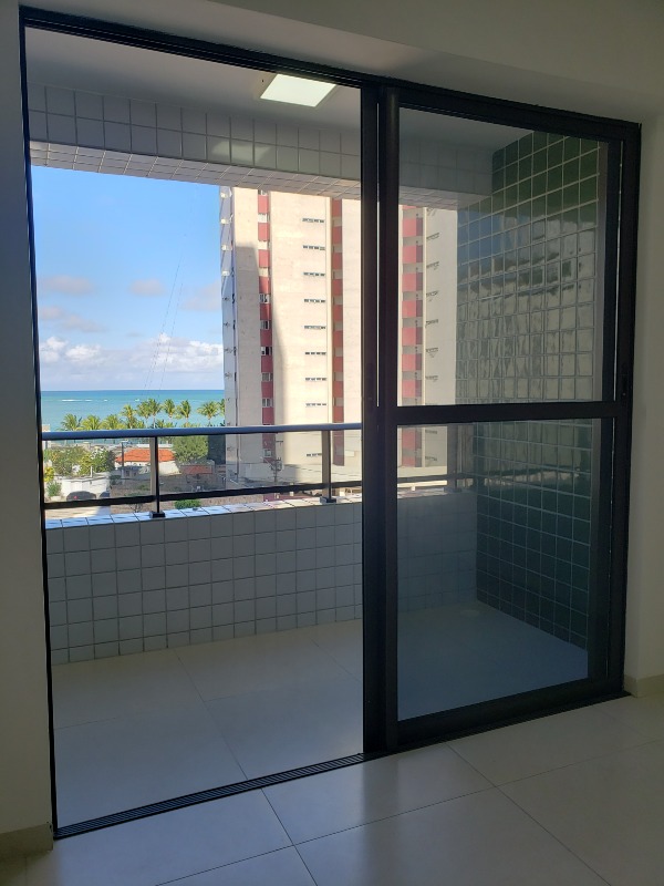 Apartamento à venda no Candeias: 