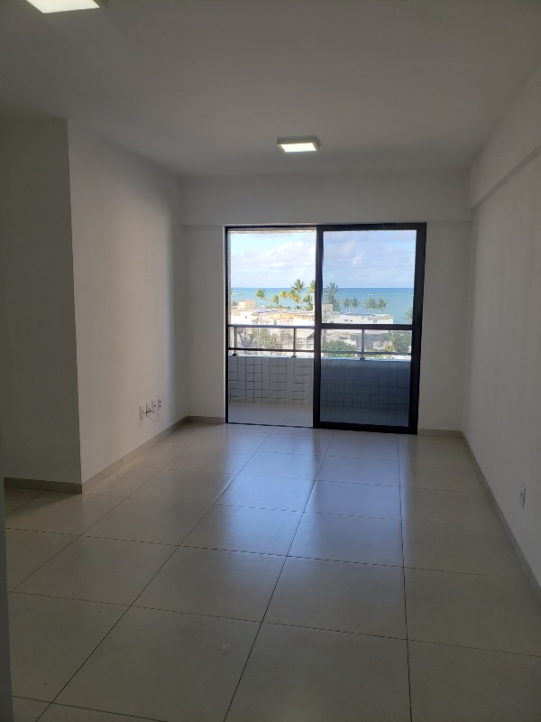 Apartamento à venda no Candeias: 