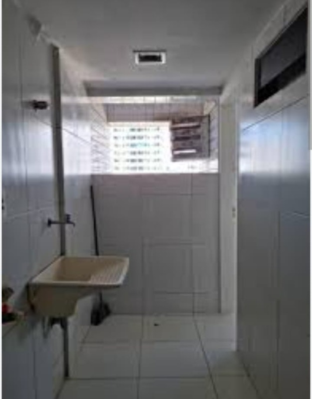 Apartamento à venda no Encruzilhada: 