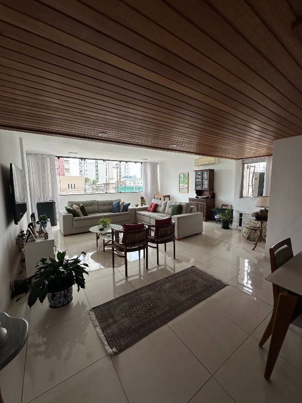 Apartamento à venda no Piedade: 