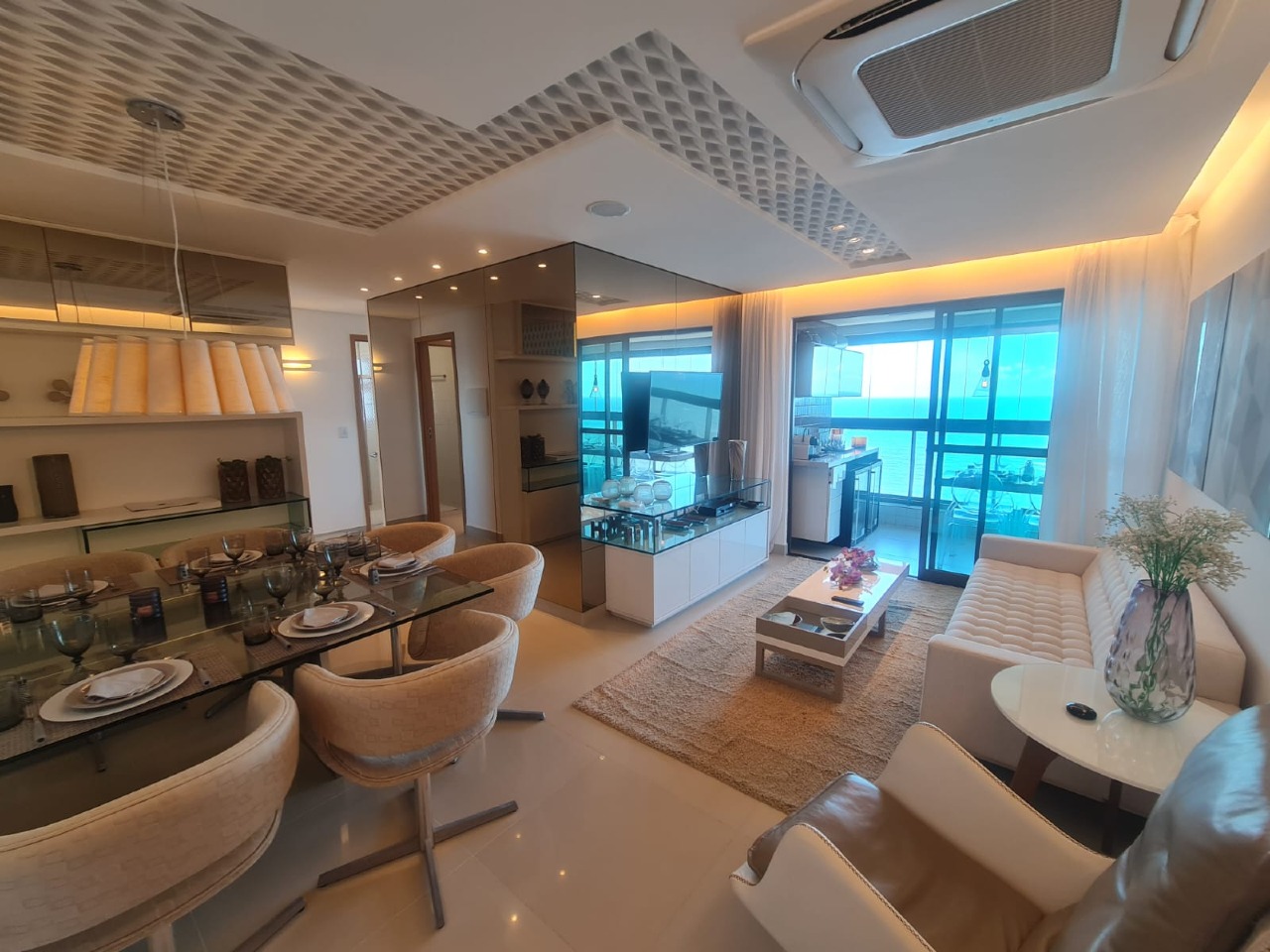 Apartamento à venda no Candeias: 