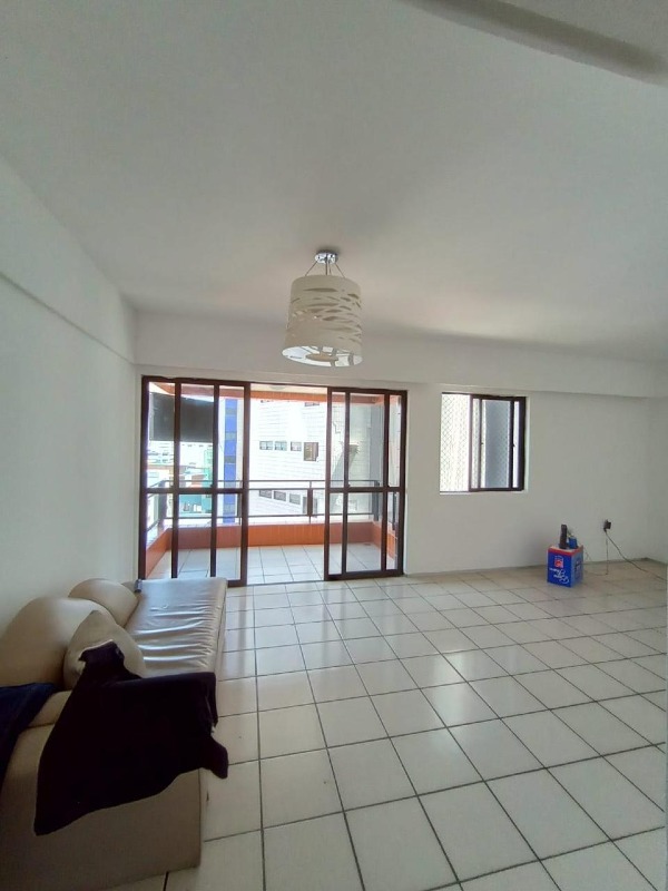 Apartamento à venda no Piedade: 