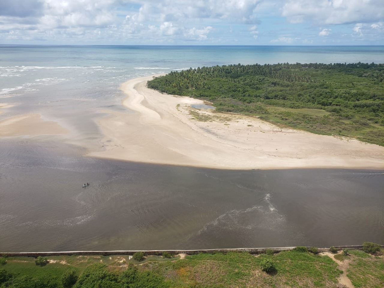 Apartamento à venda no Barra de Jangada: 
