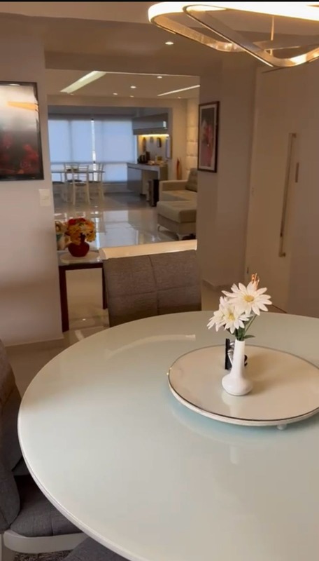 Apartamento à venda no Candeias: 