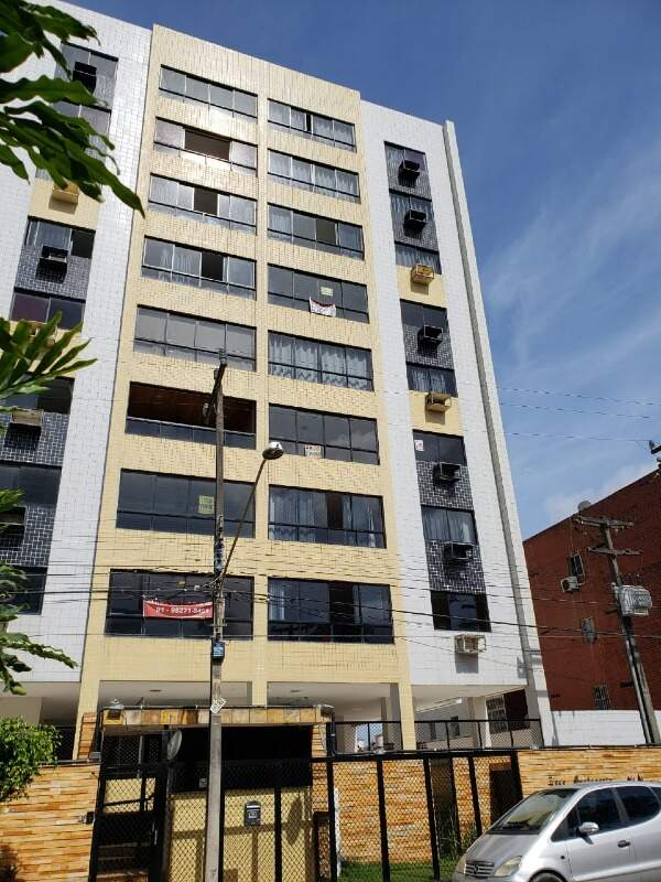 Apartamento à venda no Candeias: 