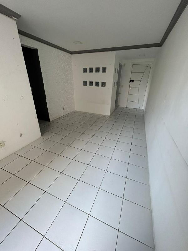Apartamento à venda no Candeias: 