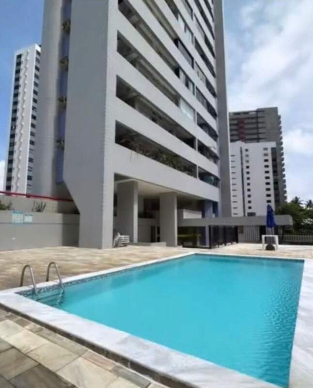Apartamento à venda no Candeias: 