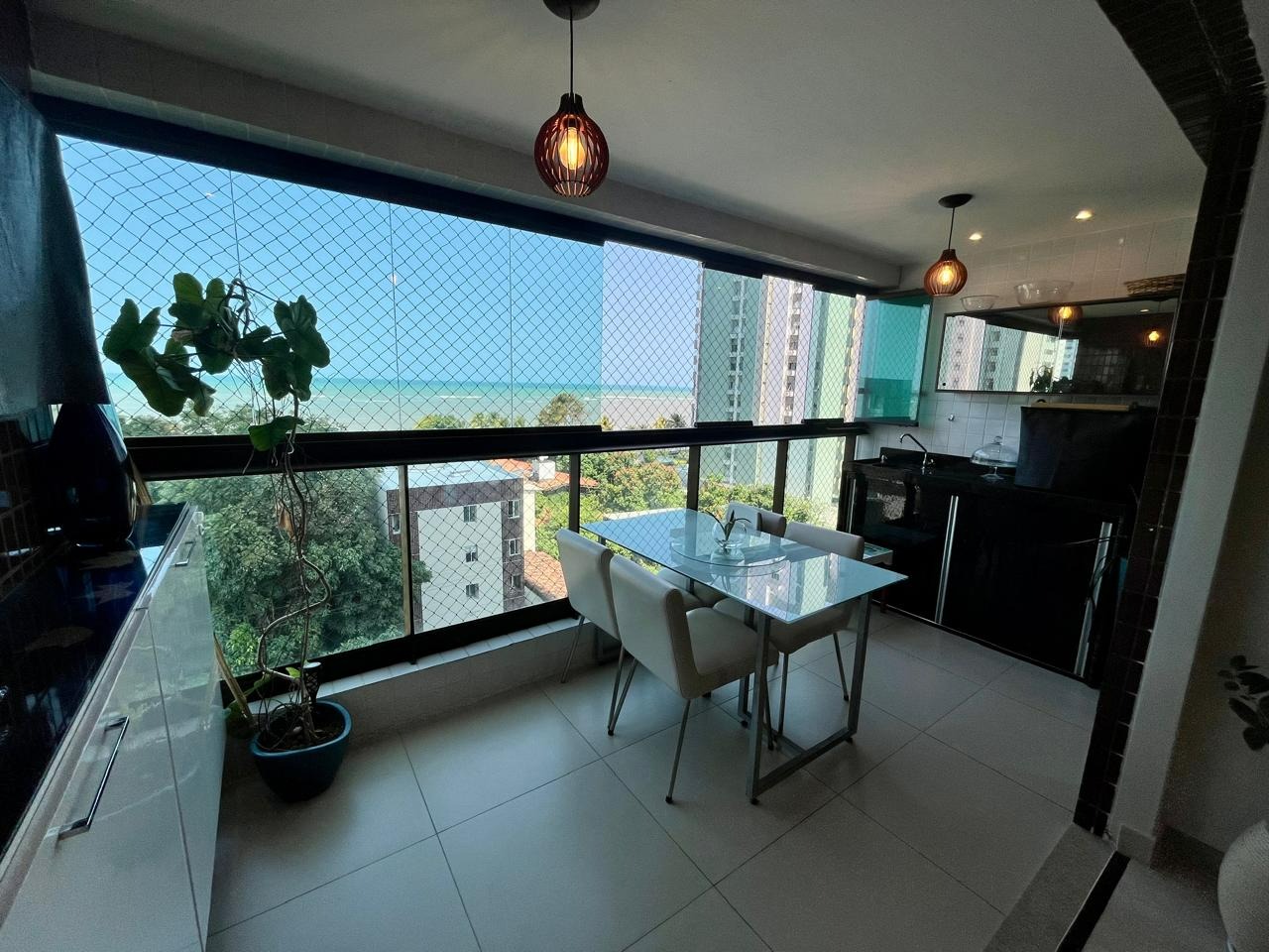 Apartamento à venda no Candeias: 