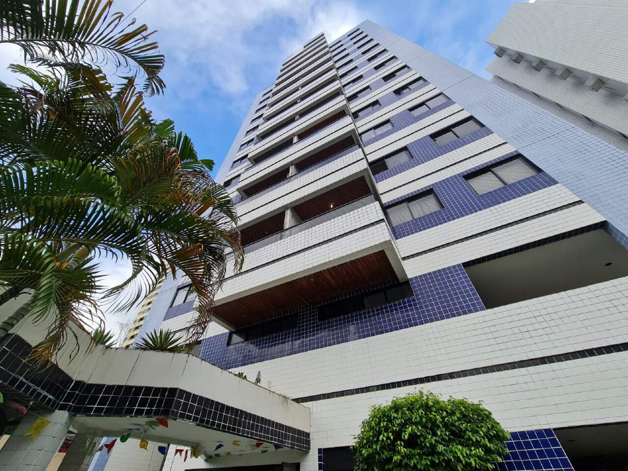 Apartamento à venda no Candeias: 