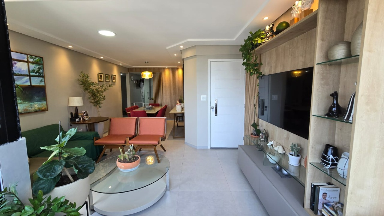 Apartamento à venda no Candeias: 