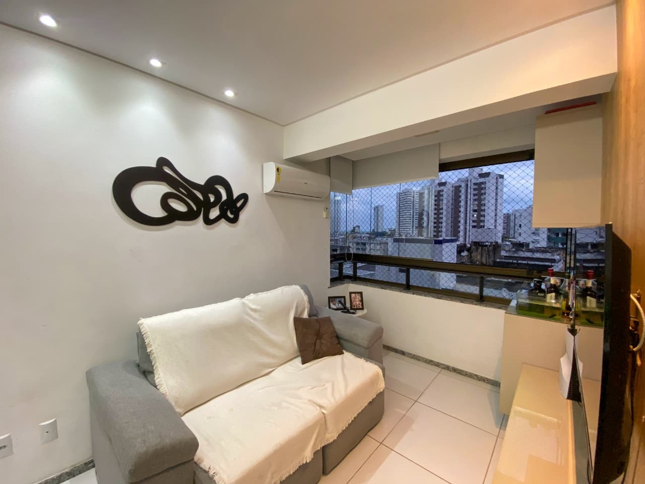 Apartamento à venda no Candeias: 