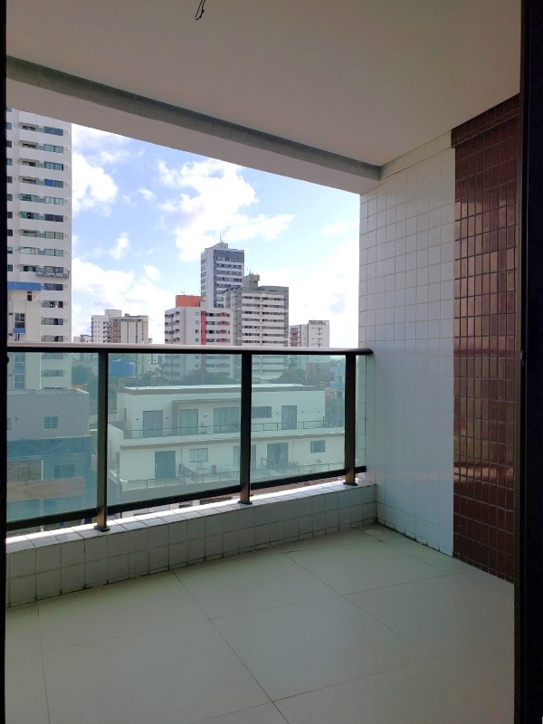 Apartamento à venda no Candeias: 