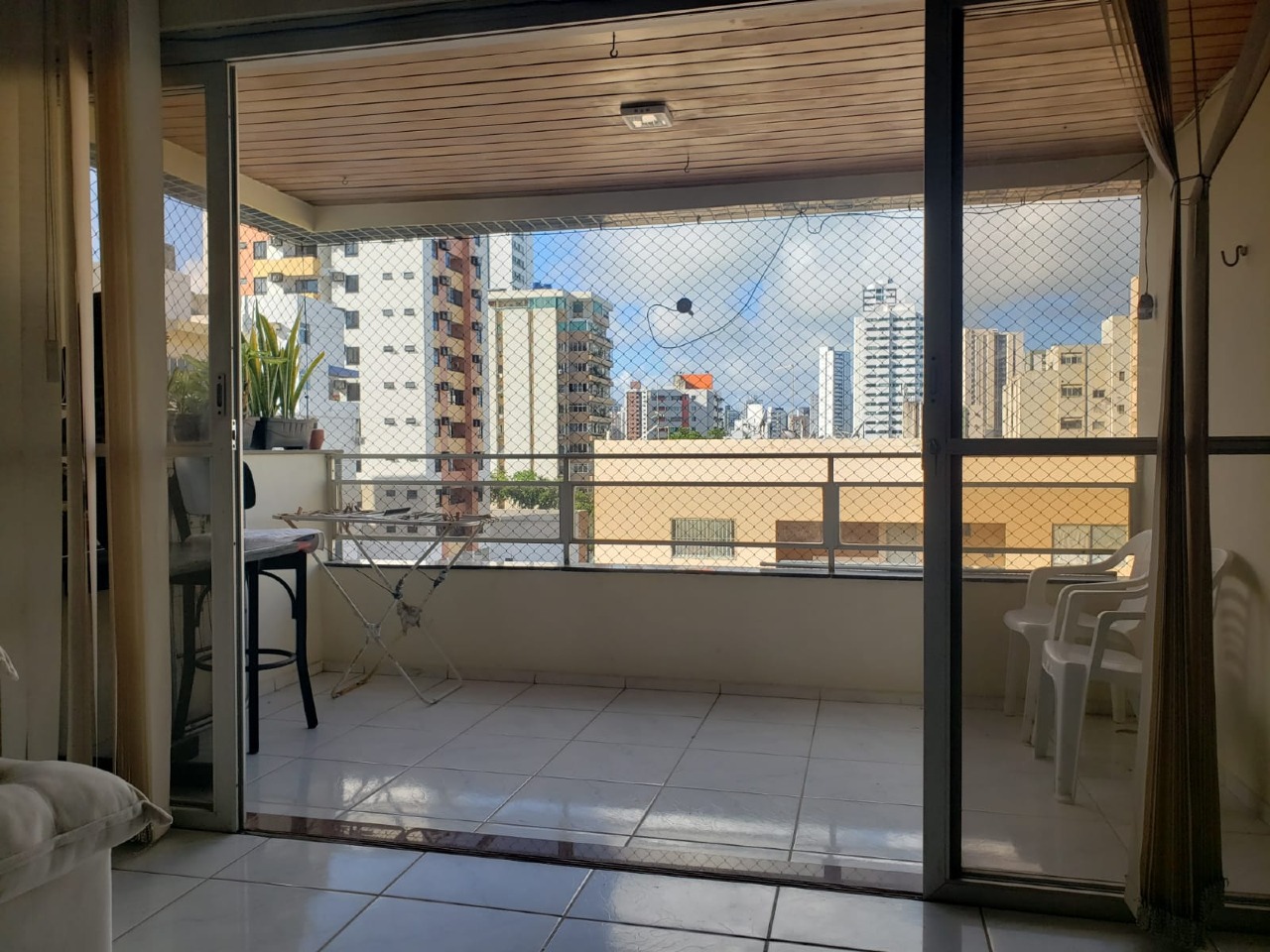 Apartamento à venda no Candeias: 