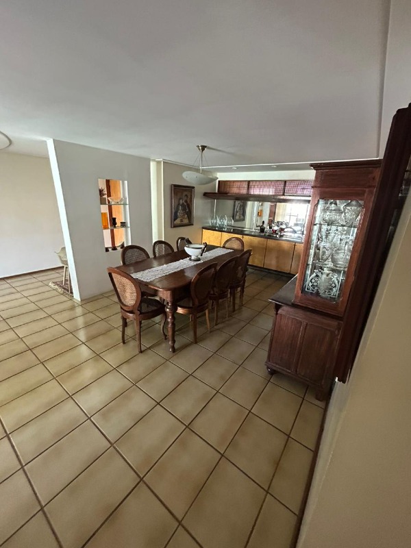 Apartamento à venda no Jaqueira: 