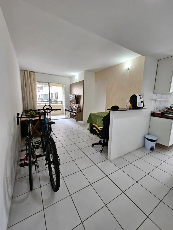 Apartamento à venda no Candeias: 