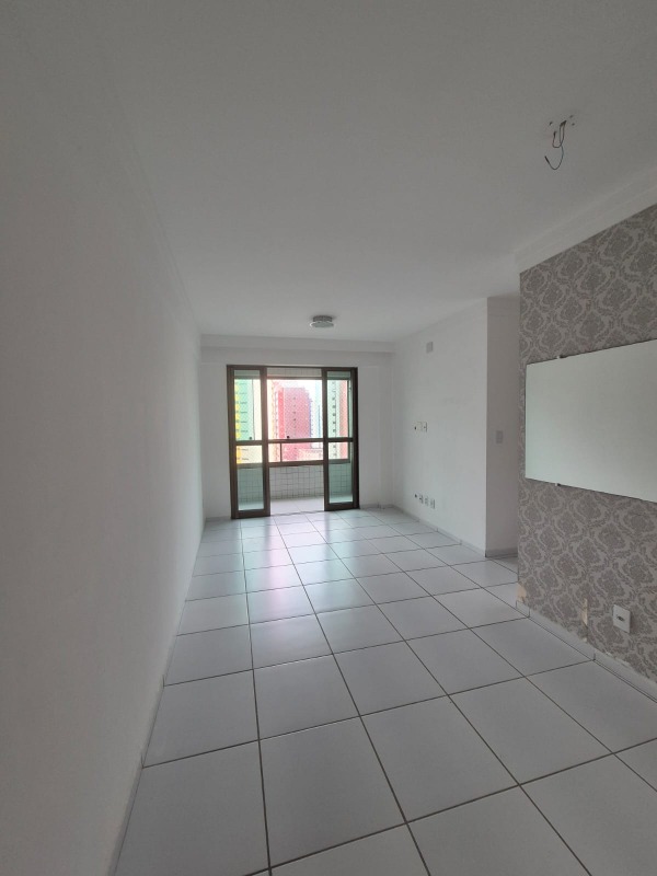 Apartamento à venda no Candeias: 