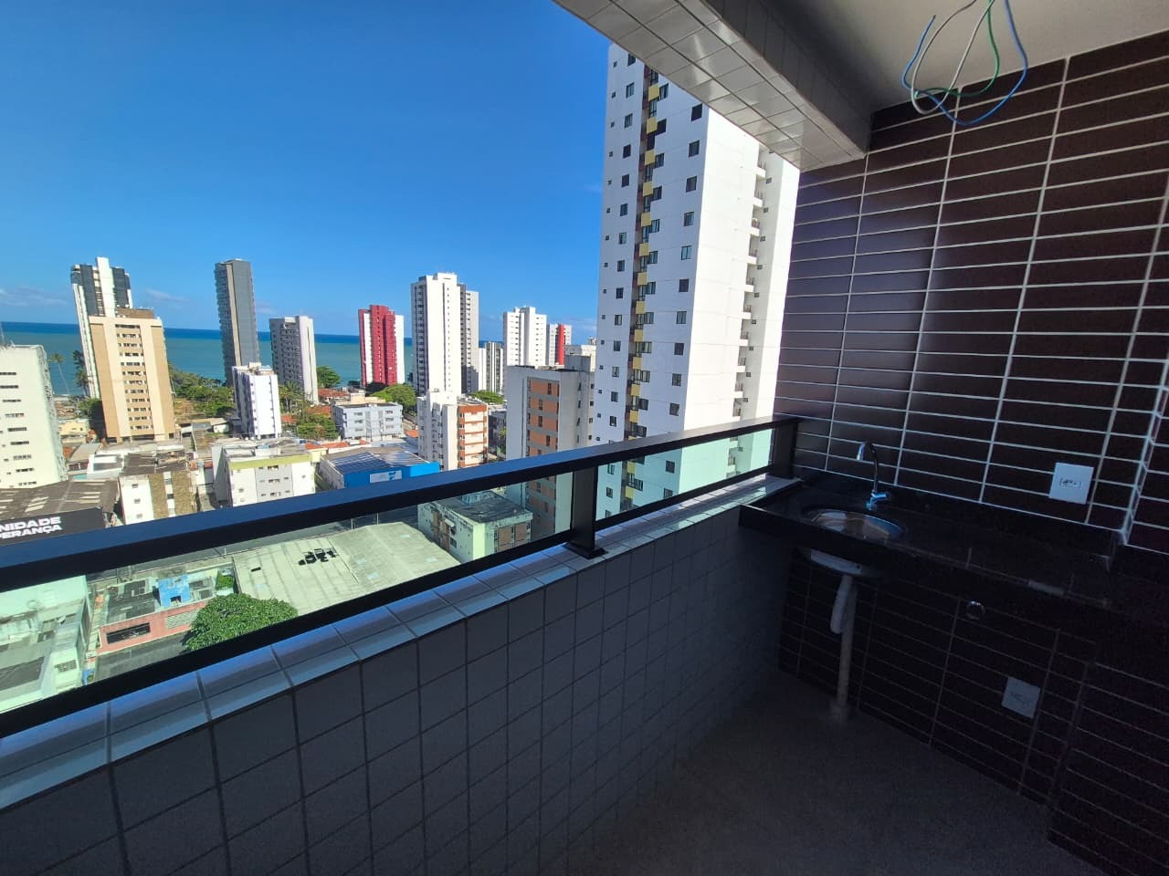 Apartamento à venda no Candeias: 