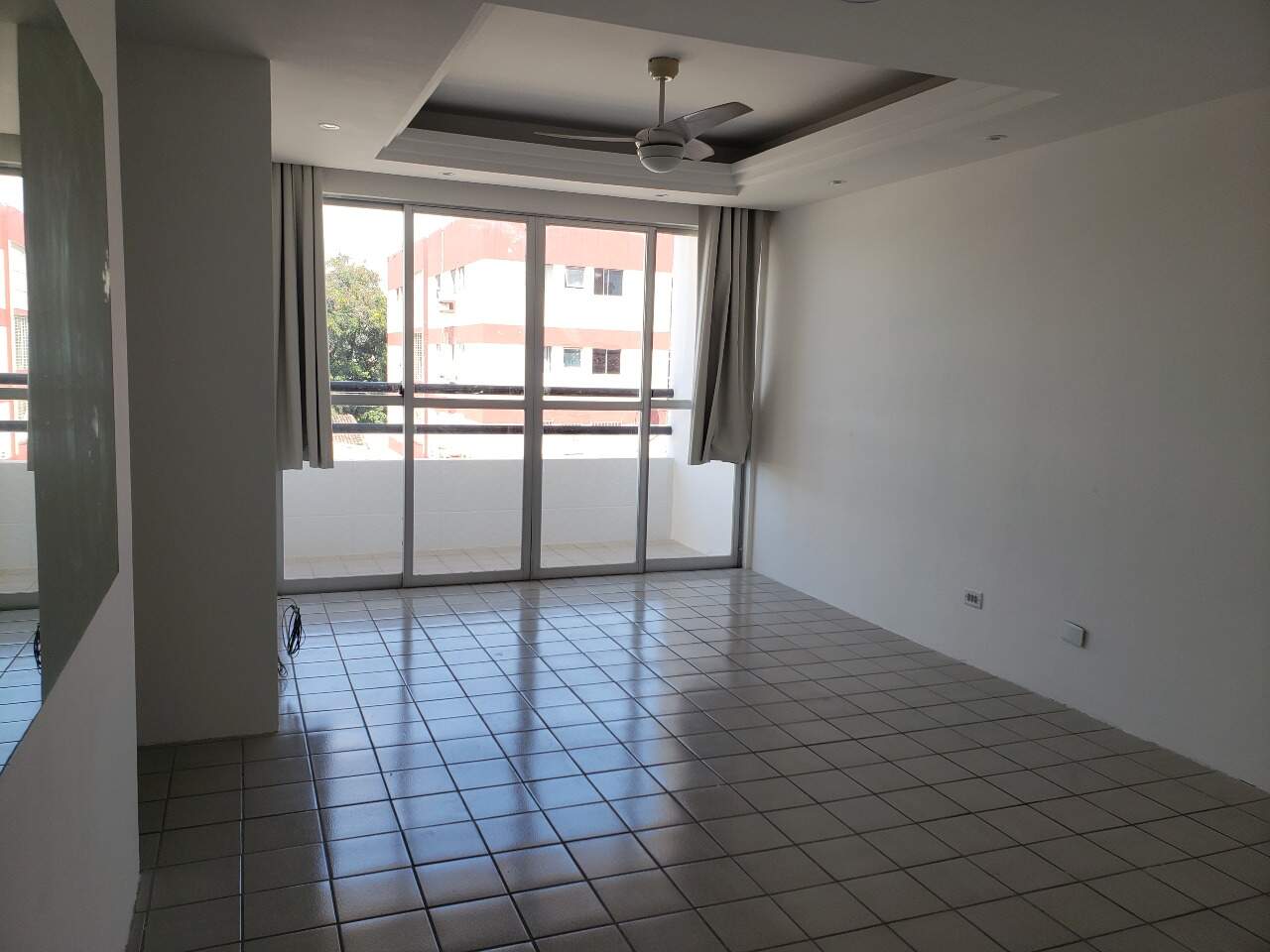 Apartamento à venda no Candeias: 