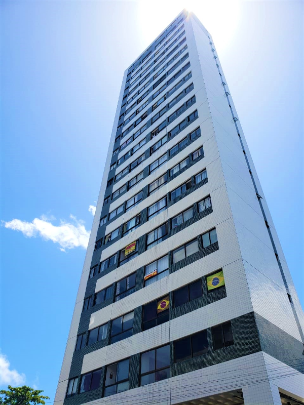 Apartamento à venda no Candeias: 