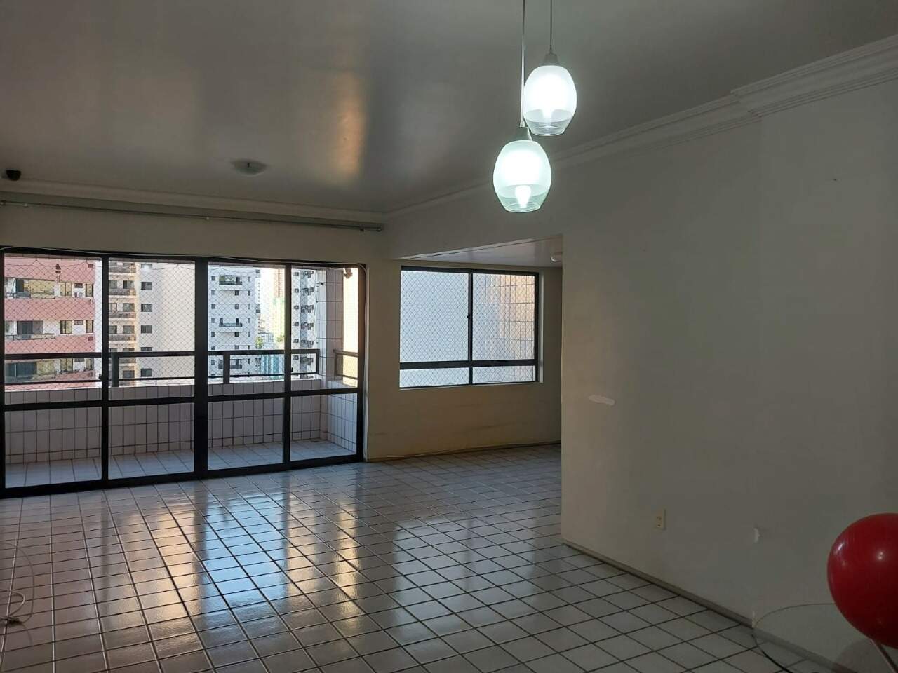 Apartamento à venda no Tamarineira: 