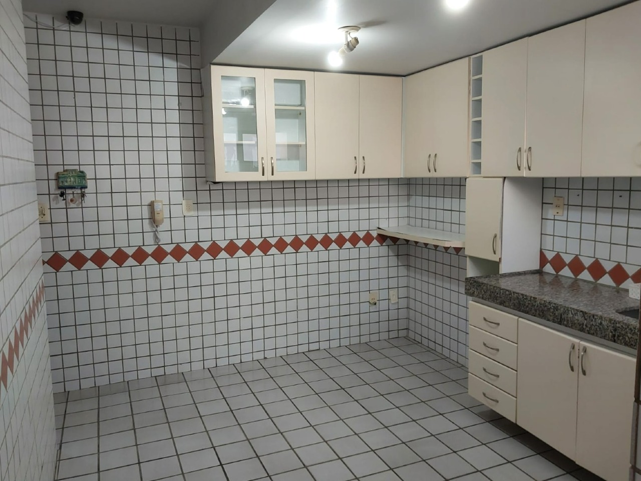 Apartamento à venda no Tamarineira: 