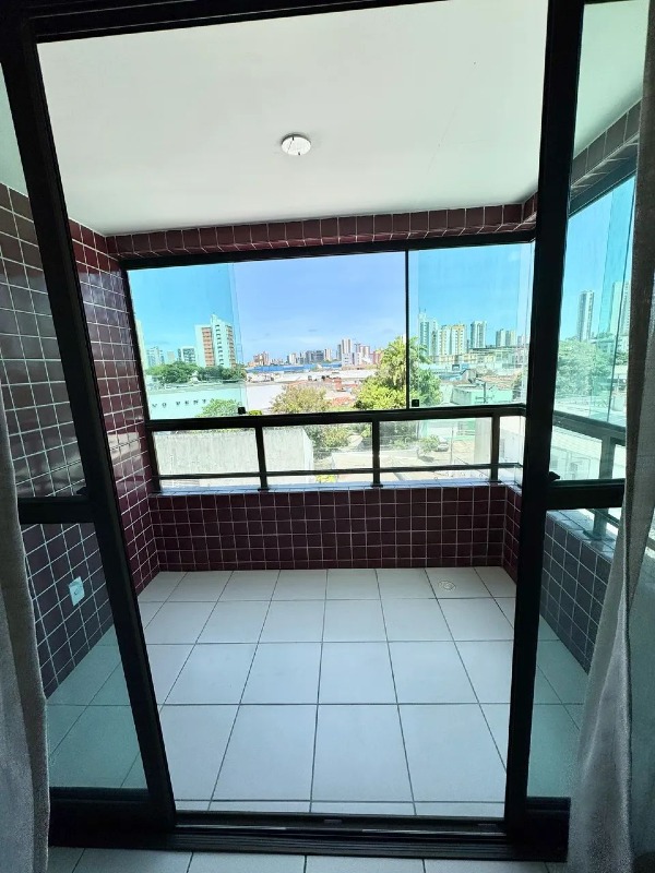 Apartamento à venda no Madalena: 